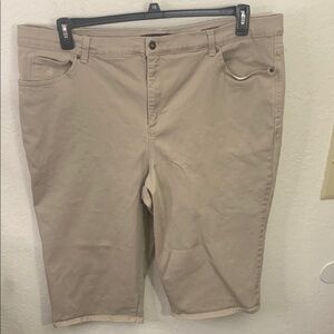 Gloria Vanderbilt Tan Amanda cropped jeans